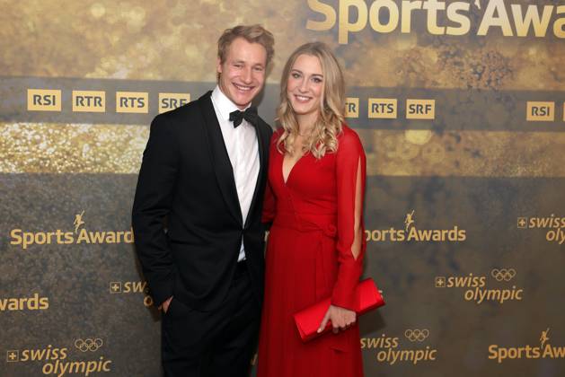 Sports Awards 2023 Marco Odermatt Mit Freundin Stella Parpan Auf Dem