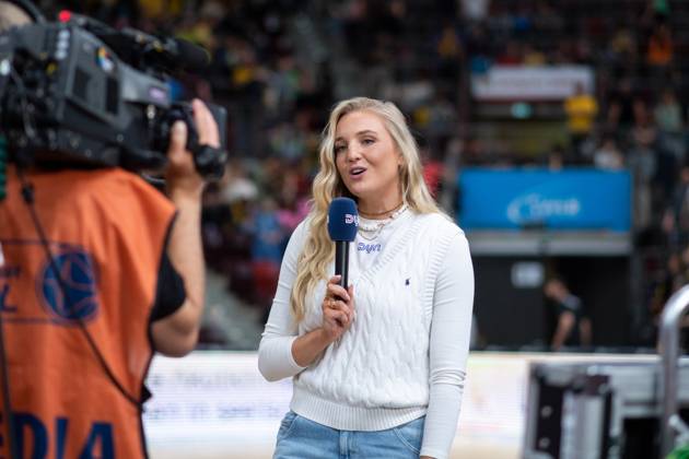 Anne Kamphausen, GER, MHP Riesen Ludwigsburg vs. FC Bayern Muenchen  Basketball, easycredit