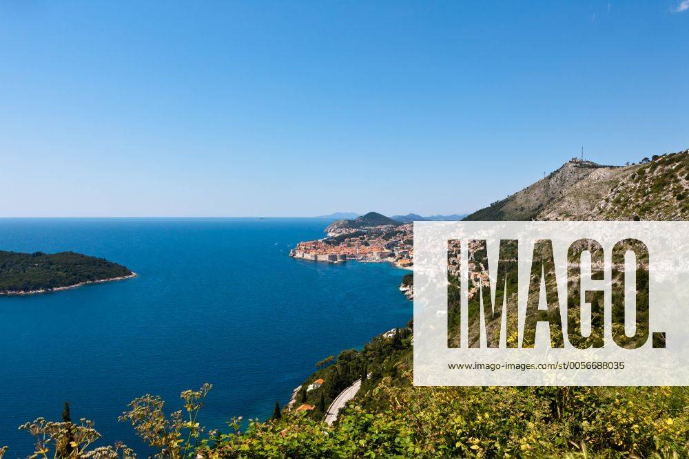 Blick auf Dubrovnik, Mitteldalmatien, Dalmatien, Adriaküste, Kroatien, Europa, ÖffentlicherGrund i