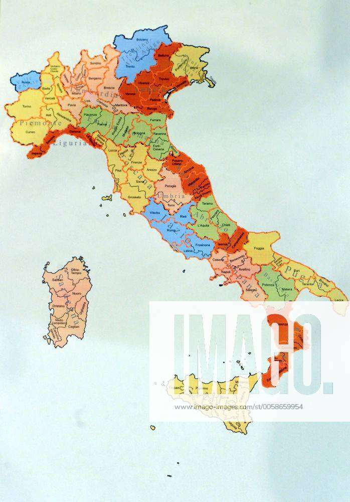 Karte von Italien mit eingezeichneten Provinzen und Regionen