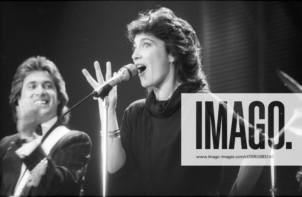 Angela Brambati ( Ricchi e Poveri ) 12 83 vZ Angela Brambati und Angelo Sotgiu (li.) von Ricchi e