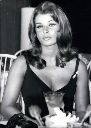 Nov. 11, 1966 - Married.: Since about six weeks is the filmstar Senta Berger with the Munich