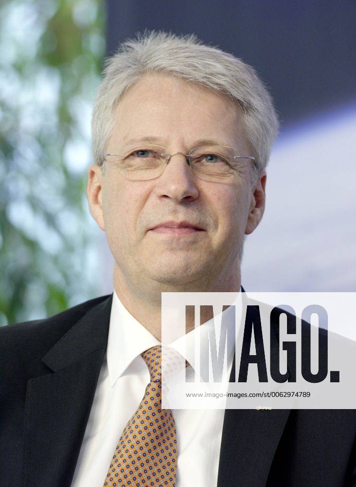 Thomas REITER, Direktor fuer bemannte Raumfahrt bei der ESA, am 13.11. ...