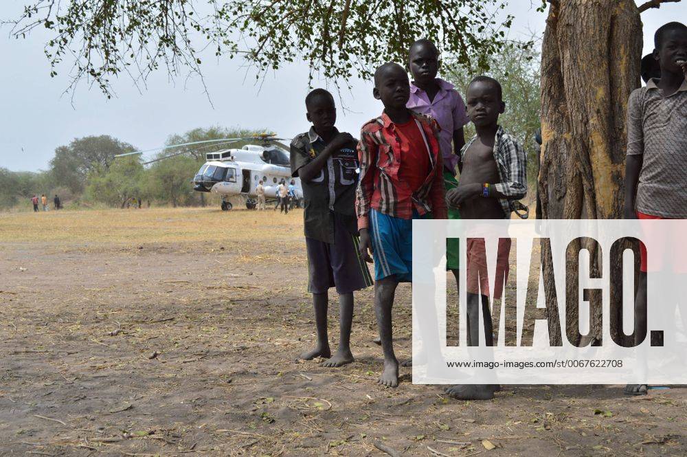 Feb 27, 2014 - Bor, South Sudan, Africa - Refugees living in poverty ...