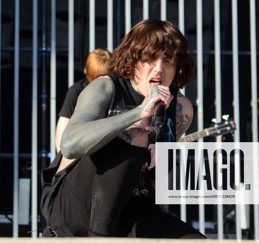 Somerset, Wisconsin, USA. 15th May, 2016. Singer OLIVER SYKES of Bring Me  the Horizon performs live at Somerset Amphitheater during the Northern  Invasion Music Festival in Somerset, Wisconsin © Daniel DeSlover/ZUMA  Wire/Alamy