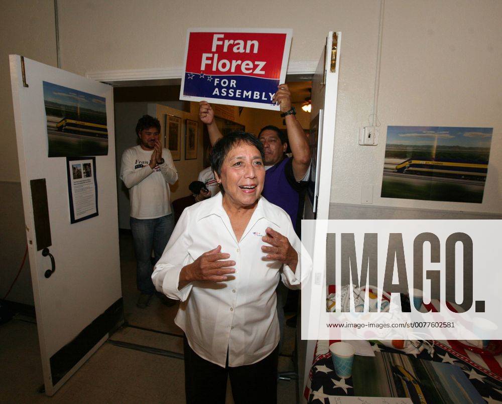 Nov. 2, 2010 - Bakersfield, CA, USA - The Californian.Fran Florez walks ...