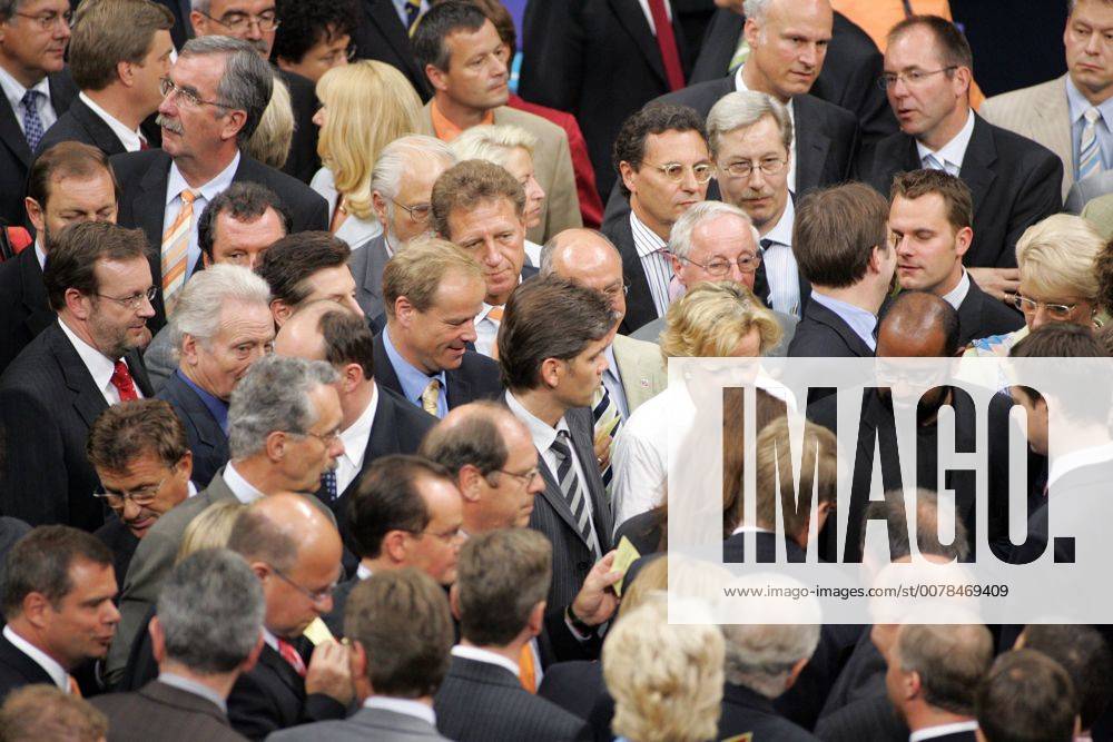 Namentliche Abstimmung Bei Der Vertrauensfrage Im BUNDESTAG ...