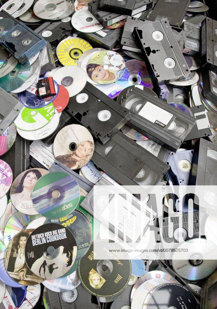 Datenvernichtung . Im Auftrag von Unternehmen und Behoerden werden ...