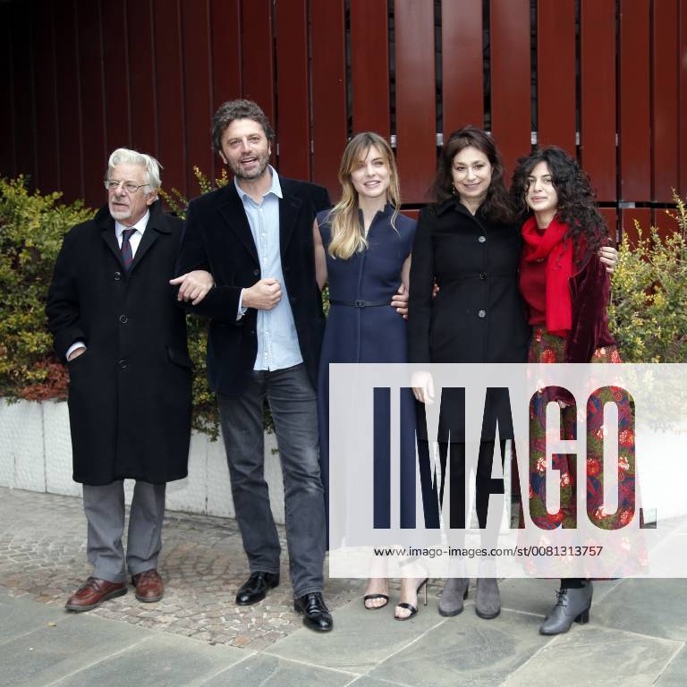 Il cast Roma 20 12 2017. Rai. Presentazione della fiction Romanzo ...