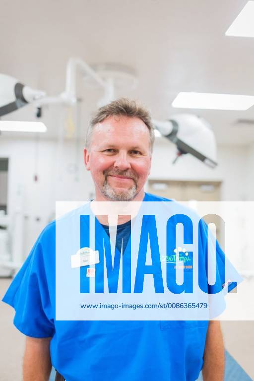 November 1, 2018 Tampa, Florida, U.S. Dr. Ray Ball, senior