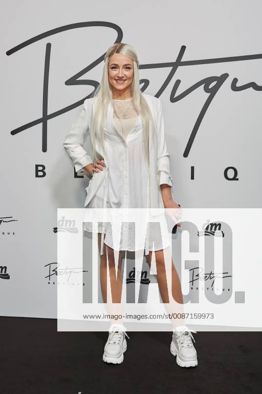 Regina Hixt - Beetique Launch Event von Dagi Bee im Club Spindler