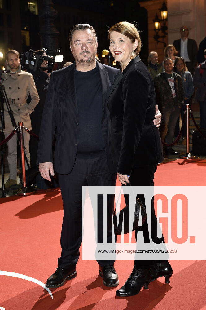 Peter Kurth und Susanne Böwe bei der 30. Verleihung des Hessischen Film ...