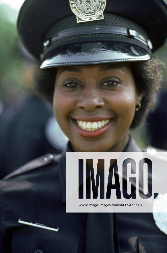 Marion Ramsey Characters: LAVERNE HOOKS Film: Police Academy (1983 ...