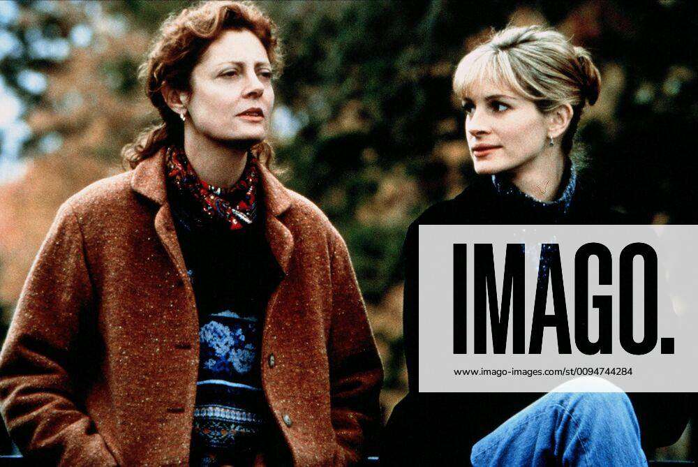 Susan Sarandon And Julia Roberts Characters Jackie Harrison And Isabel Kelly Film Stepmom 1998 Direc