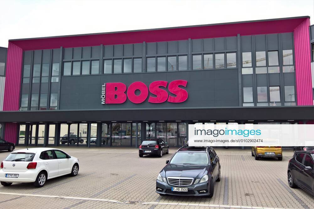 Moebel Boss, SB Moebelhaus in Neutraubling. Die Zentrale befindet sich in Porta