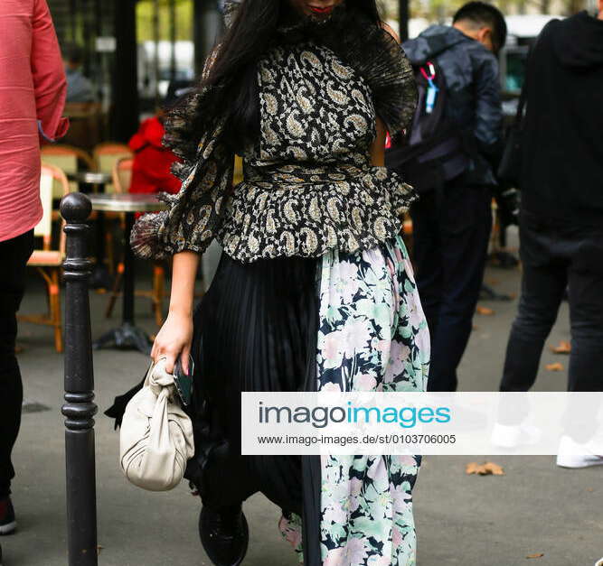 Susie Lau arriving at the Altuzarra show during Paris Fashion Week