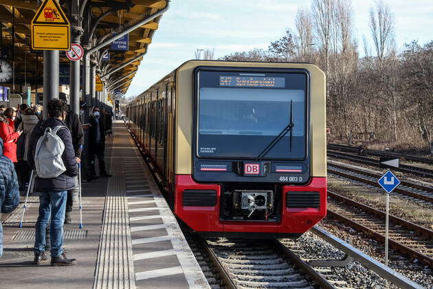 S Bahnhof Neukoelln Fotos Imago