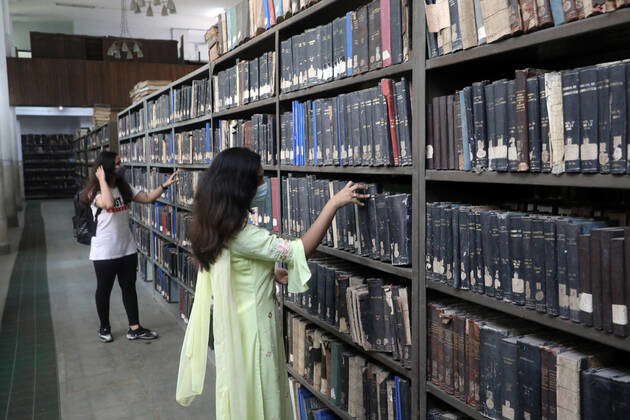 Dhaka University Reopens The Central Library DHAKA CITY, BANGLADESH ...