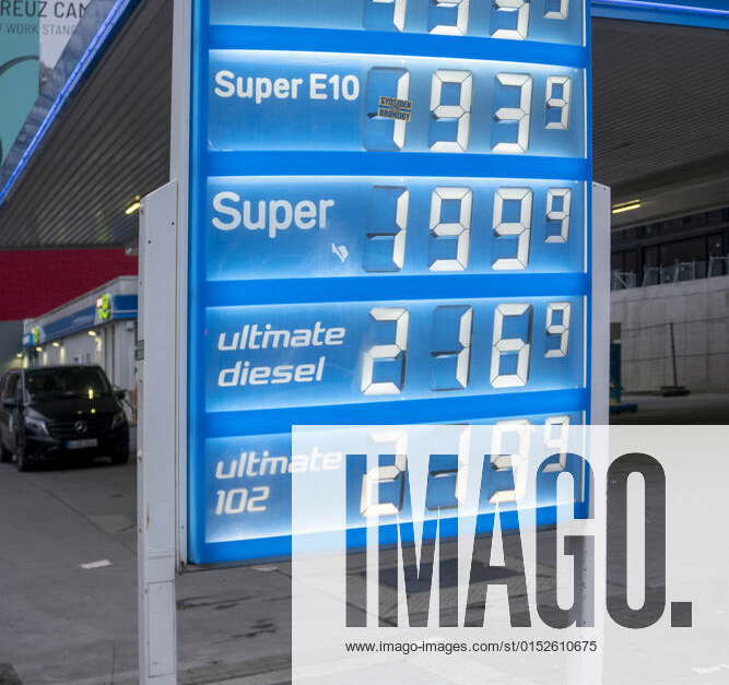 Preistafel Aral Tankstelle , Spritpreise auf Rekordnieveau, Anzeige ...