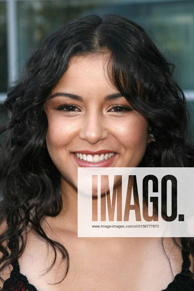 Emily Rios Diane Kruger, Emily Rios At 