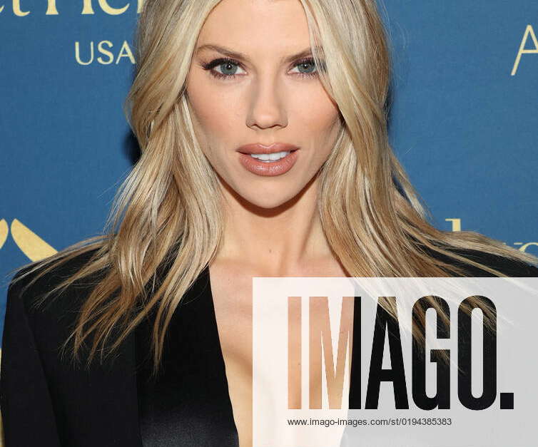 17 November 2022 -Beverly Hills, California - Charlotte McKinney. A