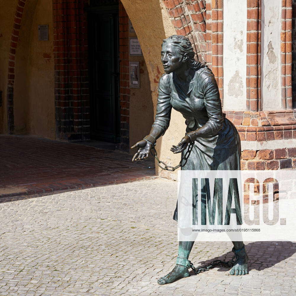 Grete Minde Denkmal für Grete Minde am Rathaus von Tangermünde. Grete Minde  wurde nach einem