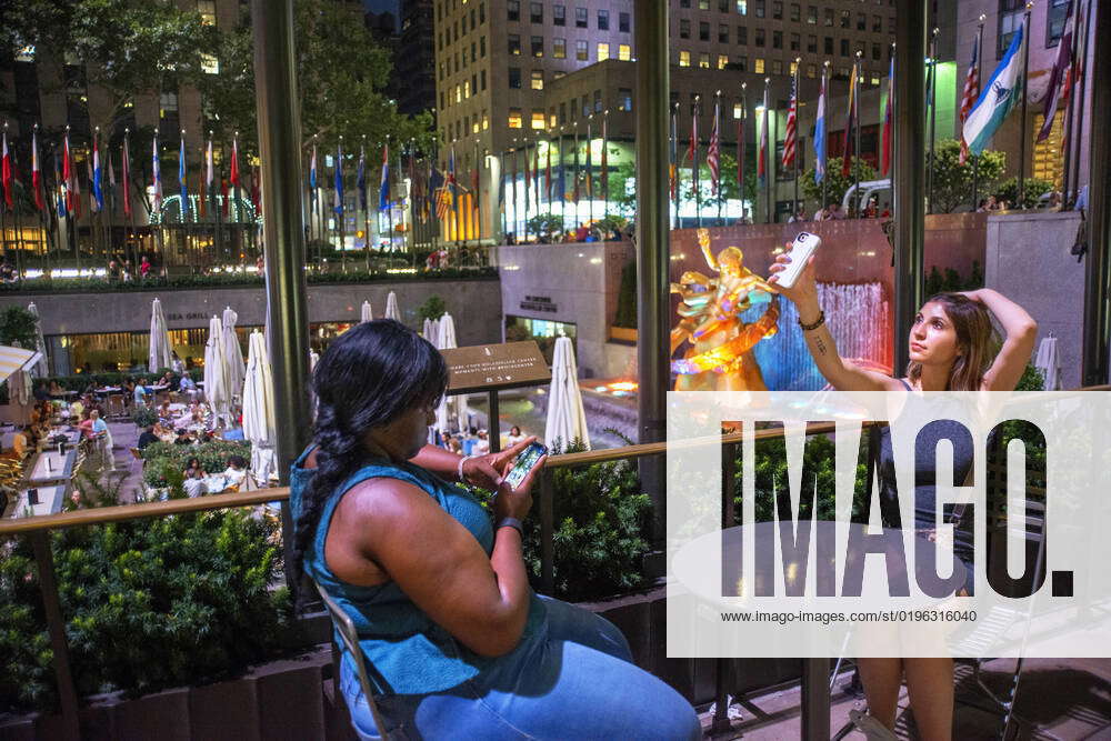 Rockefeller Center Summer Garden Bar Fasci Garden