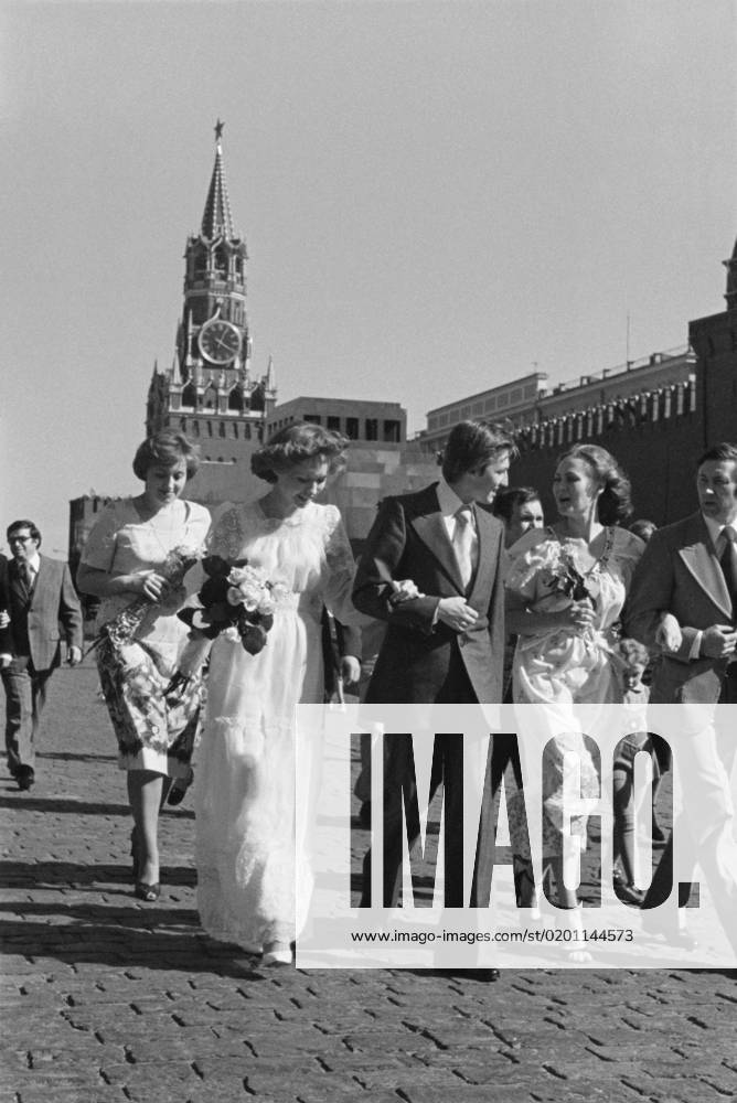 World chess champion Anatoly Karpov right with his wife Irina left