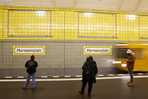 S Bahnhof Neukoelln Fotos Imago