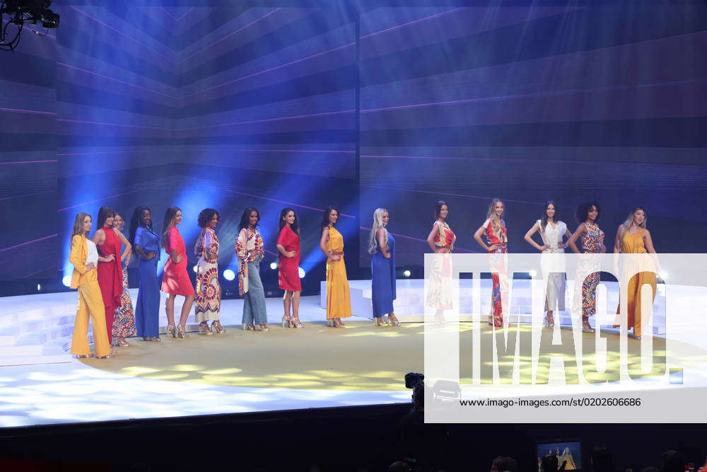 The top 15 contestants wearing Caroline Biss pictured during the