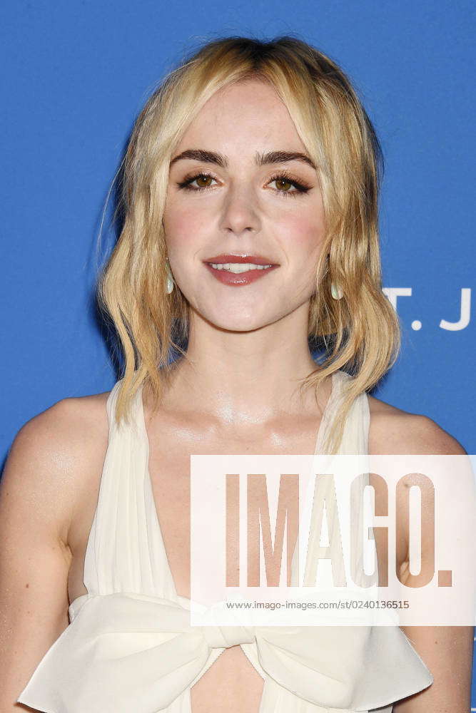 Kiernan Shipka bei den Fashion Trust US Awards am 21.03.2023 in Los