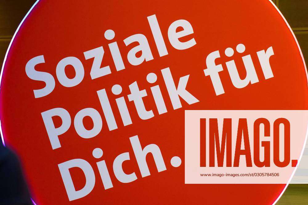 Sticker - Soziale Politik fuer Dich - Symbol SPD Berlin, Bildtermin zur  Vorstellung der