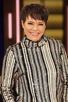 Francine Jordi bei der Aufzeichnung der TV Show Die Schlager des Jahres  2015 im Congress Centrum