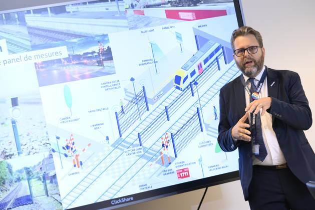 PC Infrabel BRUSSELS, BELGIUM - MAY 16: : Benoit Gilson, CEO Infrabel ...