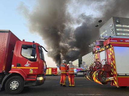 Frankreich, Großbrand in Paris