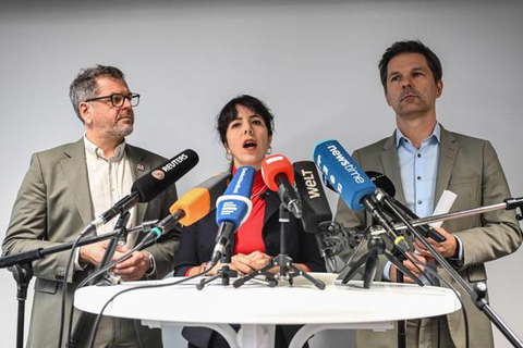 Berlin, Wahl zum Berliner Abgeordnetenhaus - Linke, Grüne und SPD Sondierungsgespräche