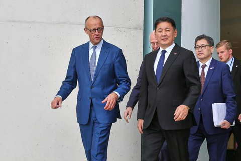 Berlin: Friedrich Merz welcomes Ukhnaa Khurelsukh